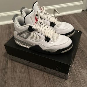 Air Jordan 4 cement